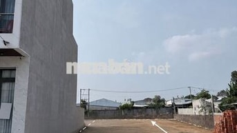 2 lô đất 8x30 sổ sẵn Phan Đăng Lưu Tân An- gần kdl Đại nam& bv Hoàn Mỹ