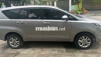Toyota Innova Số sàn Bạc 84000 km