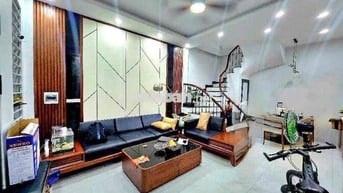 Nhà đẹp 6 tỷ phố Tôn đức Thắng - Thông Phong 26 m x 5 tầng 4 ngủ ko QH