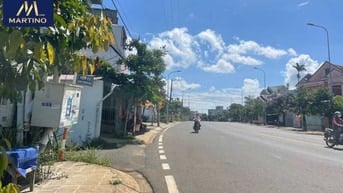 Bán đất xây dựng liền, 1 trệt 1 lửng 3 lầu, ST, 62m2, giá 2,550 tỷ. 