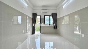 khai Trương phòng ban công và cửa sổ mới kengg , Khu dân cư Conic