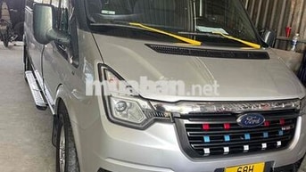 Ford Transit 2022 Bạc 16 chỗ