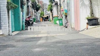 6,8 tỷ có nhà 3 tầng hẻm xe hơi, Linh xuân Thủ Đức (120m2)