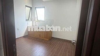 Phòng mới xây có gác thoáng mát