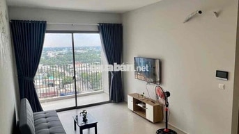 Căn Sân vườn Có nội thất, rộng và thoáng Chủ cần vào ở.