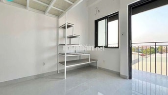 PHÒNG GÁC DUPLEX BAN CÔNG GẦN KĐT VẠN PHÚC TIỆN ĐI CẦU BÌNH LỢI