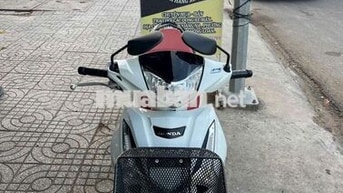 Honda Future LED 2023 Trắng đỏ 
