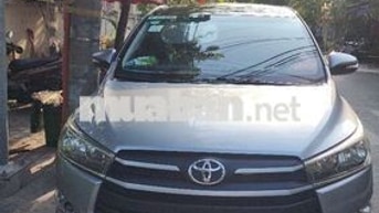 Toyota INNOVA 2017