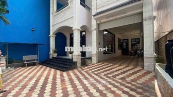 CHO THUÊ BIỆT THỰ 200M2, FULL NỘI THẤT KDC CHÁNH NGHĨA, THỦ DẦU MỘT, B