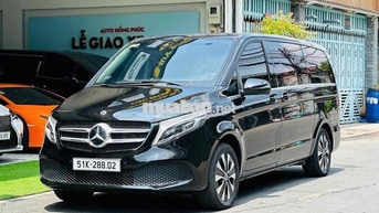Mercedes-Benz V250 model 2022