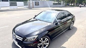 Mercedes-Benz C300 2017 Đen