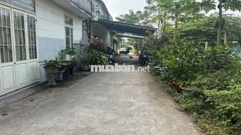 Cần bán 240m đất, có 150m TC, hai mặt tiền, 1/ Hùng Vương.