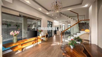 🏡 CHO THUÊ VILLA HỒ BƠI GẦN CẦU THUẬN PHƯỚC 🌴