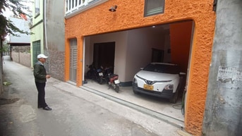 Cho thuê nhà Nguyên căn đày đủ nội thất ( có gara để xe ô tô )