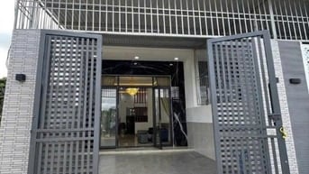 Thanh lý nhà sổ hồng riêng trên trục đường Tân Liêm gần chợ Phú Lạc