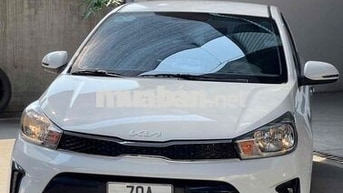 Kia Soluto 2022 1.4 AT Luxury - 57000 km