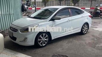 Hyundai Accent 2013 Số sàn Trắng