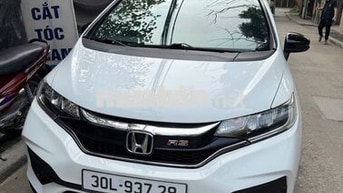 Honda Jazz RS 2018 Trắng 41.000 km