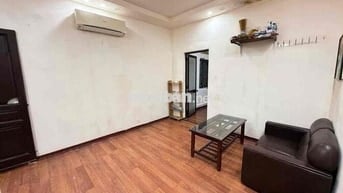 Cho thuê nhà ngõ oto Yên Lãng-Đống Đa- dt 65m2*2 tầng