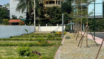 chủ ngộp ngân hàng bán  nhanh lô đất 100m full thổ cư  nằm cạnh DH FPT
