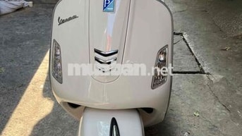 Piaggio Vespa GTS 125 2013 Trắng 13000 km