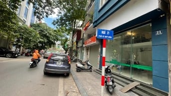 Cho thuê cửa hàng mặt phố 21 Lê Quý Đôn, phường Hai Bà Trưng, Hà Nội. 