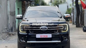 Ford Everest 2022 Titanium 1 cầu 70.000 km Đen