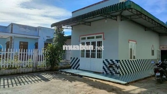 Nhà rộng thoáng an ninh ngay khu dân cư