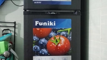 Tủ lạnh Funiki 147L HR T6147TDG Màu Đen