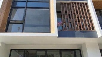BÁN CĂN MẶT TIỀN KHU THẢO ĐIỀN QUẬN 2 ĐANG CHO THUÊ 9000USD