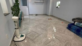 Bán nhà khu Chung Cư Nguyễn Thiện thuật, xe hơi đậu trước nhà