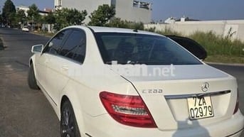 Mercedes-Benz C200 2011 Trắng