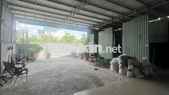 cho thuê xưởng sản xuầt Hốc Môn. Đặng Phúc Viĩnh.DT 13,5 x 55 giá 35 