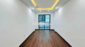 Nhà Mới Tây Hồ 40m2 - 6 Tầng Thang Máy - Ô Tô - Ngõ Thông - Giá 10 Tỷ