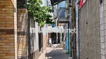 23M2 HẺM THÔNG CMT8 HƠN 2 TỶ GẦN CV LÊ THỊ RIÊNG