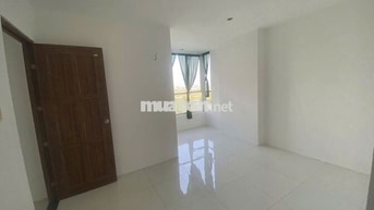 Tìm Nữ SV Ở ghép (Roomate) - đường Nguyễn Văn Linh