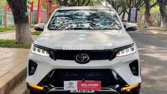 Toyota Fortuner Legender 2022 4x4 54.000 km Trắng