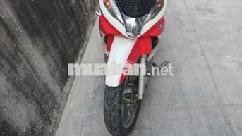 SYM Shark Trắng đỏ đen