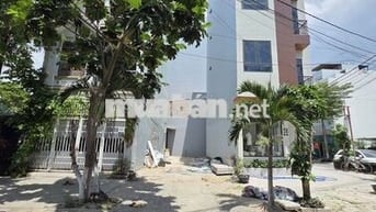 BÁN ĐẤT MT TRẦN KHÁT CHÂN DT 100M NGANG 5M