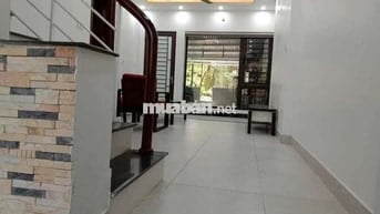 NHÀ ĐẸP NGỌC THỤY 5 TẦNG – 5PN – FULL ĐỒ – NGÕ Ô TÔ THÔNG–CHỈ VỀ Ở