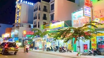 Mặt tiền Dương Quảng Hàm, 3 tầng có Hầm, thu nhập 37tr/tháng, hơn 16tỷ
