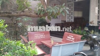 Bán nhà vườn mặt phố DT 847m2 giáp sông kế chợ Đình giá 4,5 triệu/m2