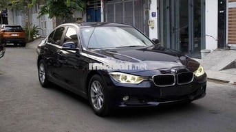 BMW 320i Model 2015 Xanh đen 90000 km