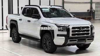 Mitsubishi Triton 2025 4x4 Trắng