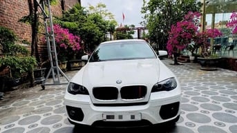 Bán rẻ BMW X6 XDRIVE 35i ĐK 2010 rất đẹp như mới. Hoặc đổi xe 7-9 chỗ 