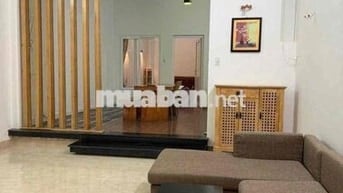 nhà mặt tiền hòa xuân cho thuê. có 2pn, nội thất cơ bản.