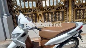 Honda Vision màu Trắng đã sử dụng