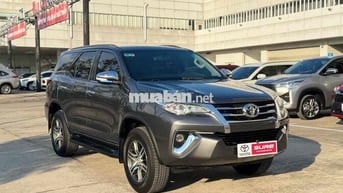 Toyota Fortuner 2017 2.7V AT Xám