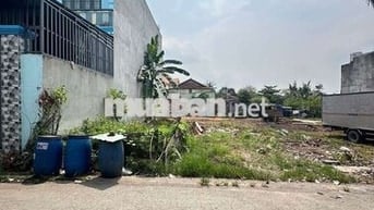 Cần bán đất thổ cư, tổng 3 lô liền kề, kết nối KCN ở Bình Dương