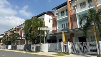 CHO THUÊ NHÀ PHỐ SUNCASA HOÀ PHÚ – VSIP2 FULL NỘI THẤT
